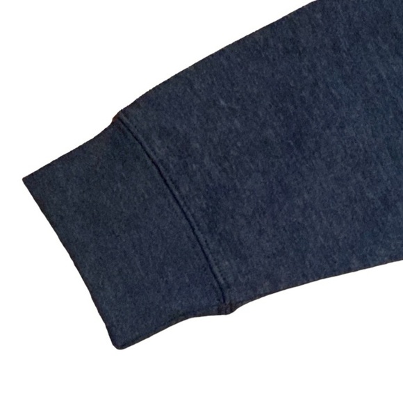 District V.I.T. Fleece Gray Weenies & Martinis Sweatshirt Size Large - Picture 8 of 10